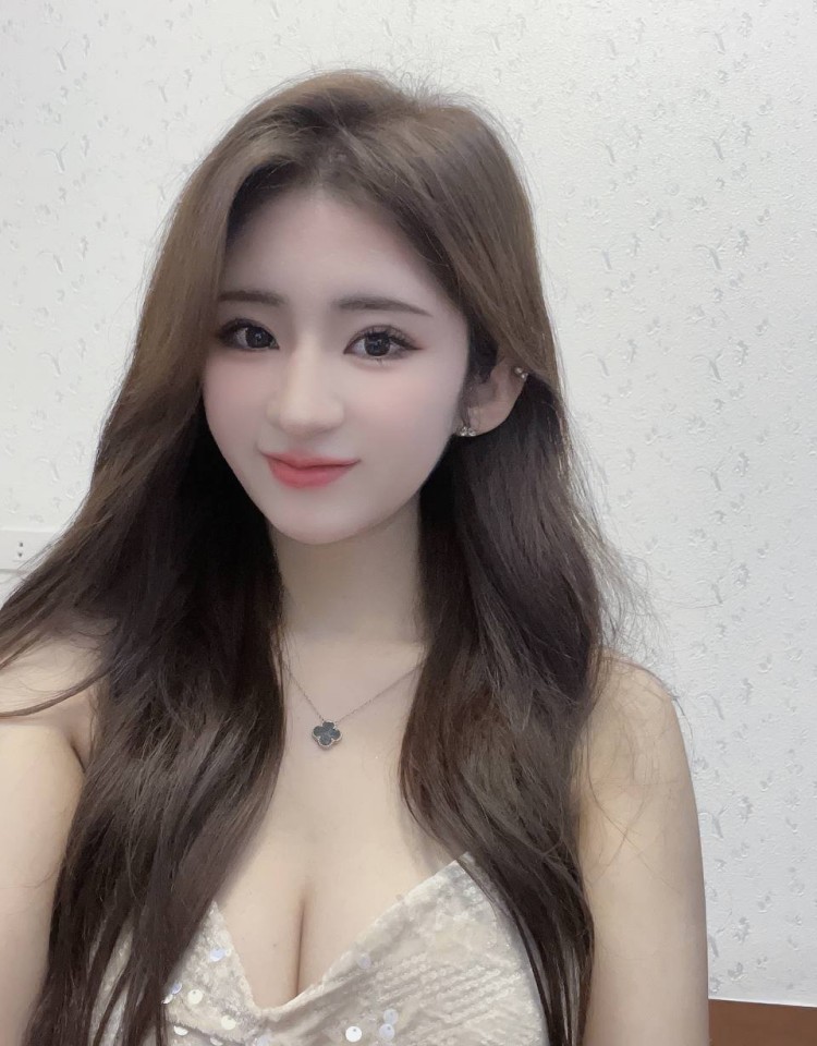 两个男人睡一个女人什么心理呢,高清手机版